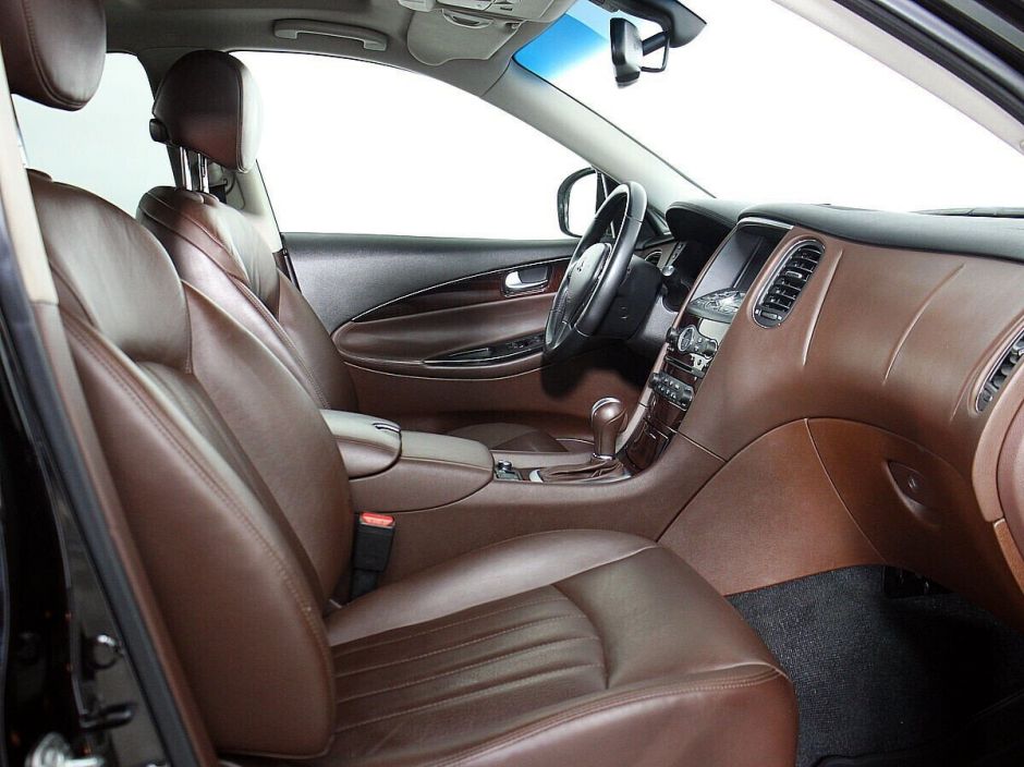Infiniti QX50 2.5 АКПП, 2015, 97 000 км фото 7