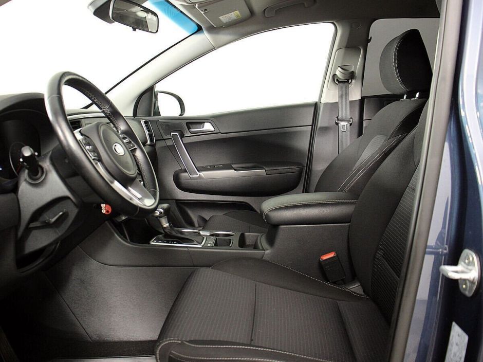 Kia Sportage 2.0 АКПП, 2020, 50 000 км фото 3