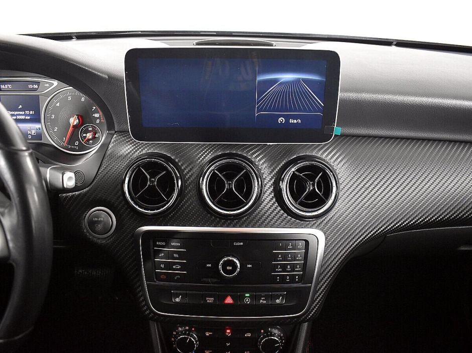 Mercedes-Benz GLA 1.6 РКПП, 2018, 63 000 км фото 6