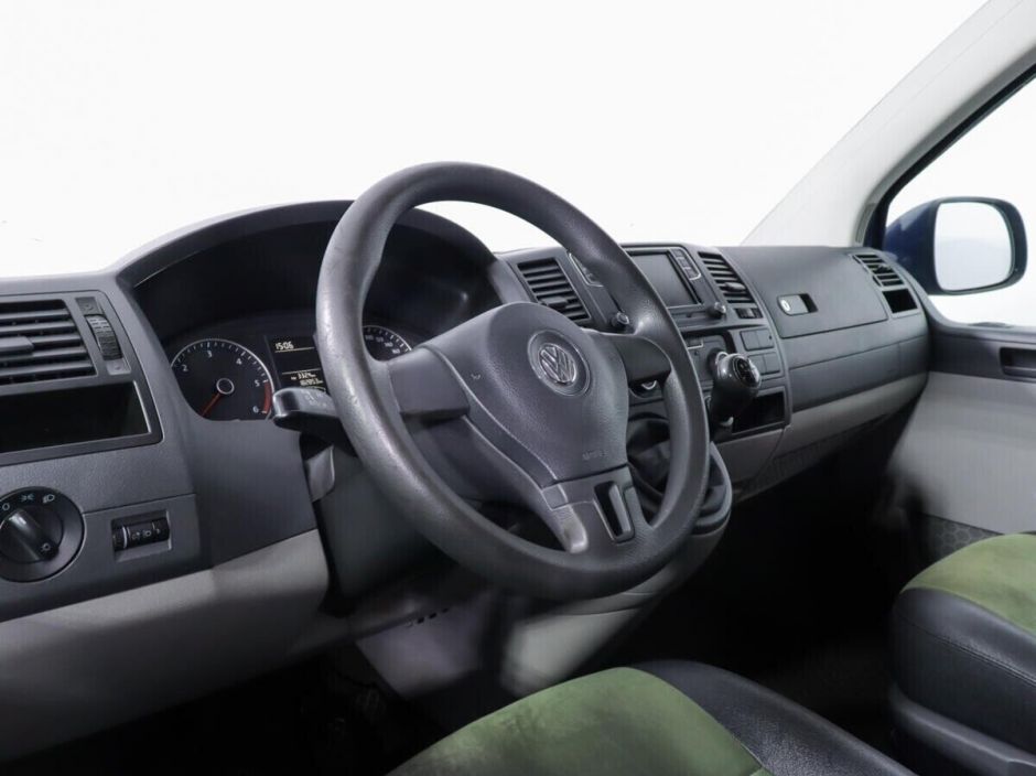 Volkswagen Caravelle 2.0 МКПП, 2012, 135 000 км фото 5