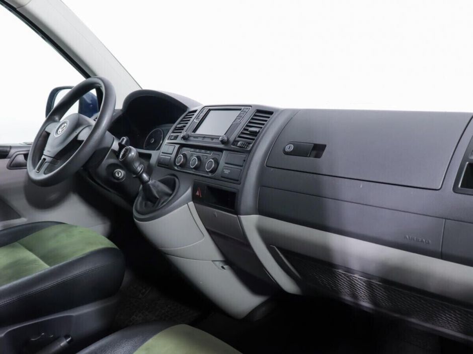 Volkswagen Caravelle 2.0 МКПП, 2012, 135 000 км фото 8