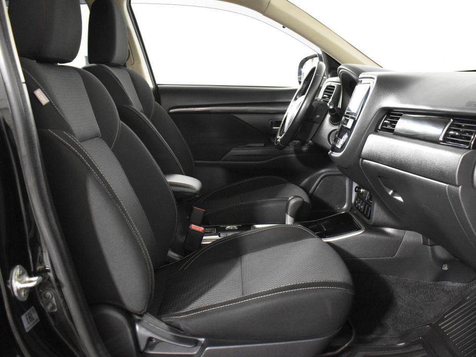 Mitsubishi Outlander 2.0 CVT, 2019, 51 000 км фото 11