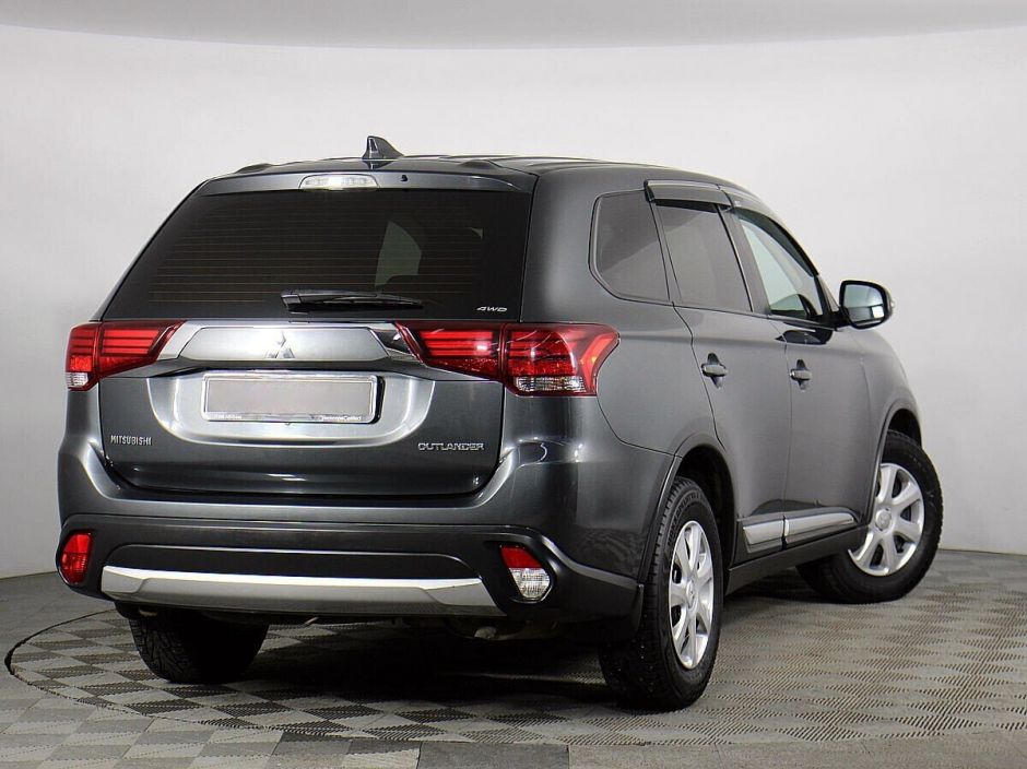 Mitsubishi Outlander 2.0 CVT, 2017, 74 000 км фото 3