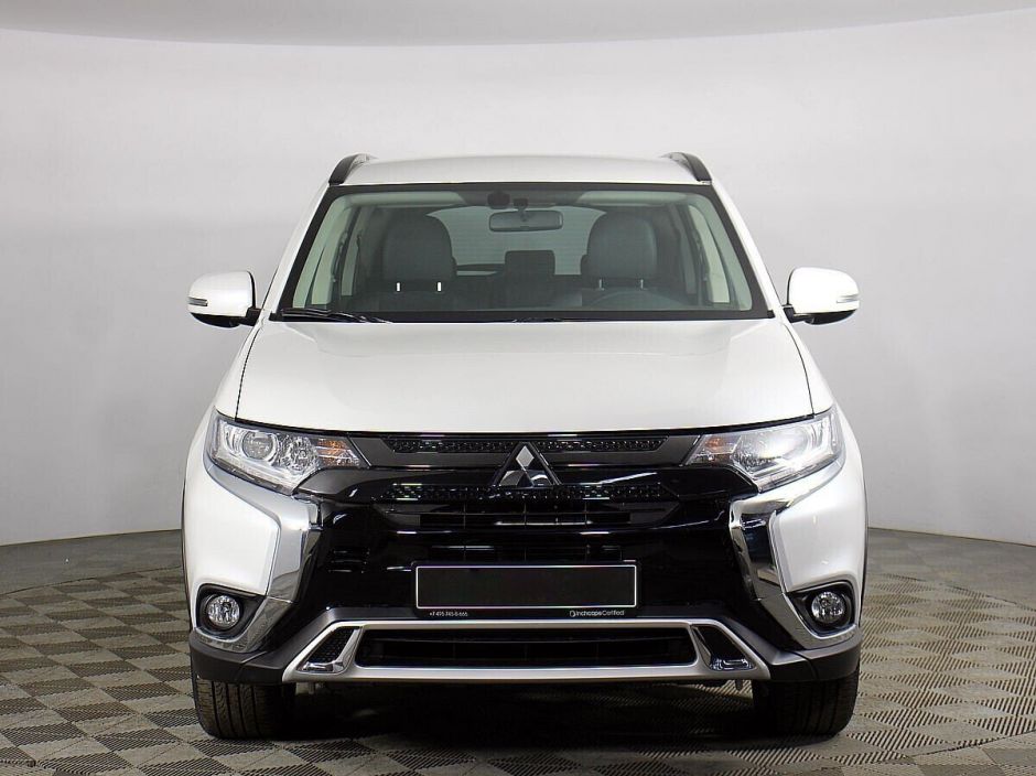 Mitsubishi Outlander 2.0 CVT, 2022, 18 000 км фото 2