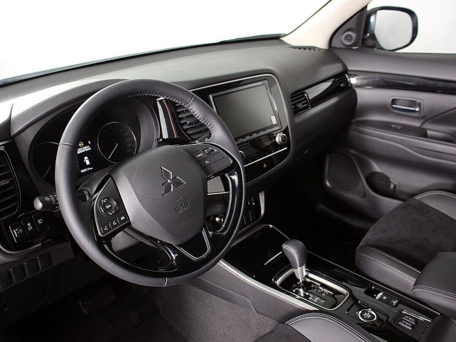 Mitsubishi Outlander 2.0 CVT, 2022, 18 000 км фото 6