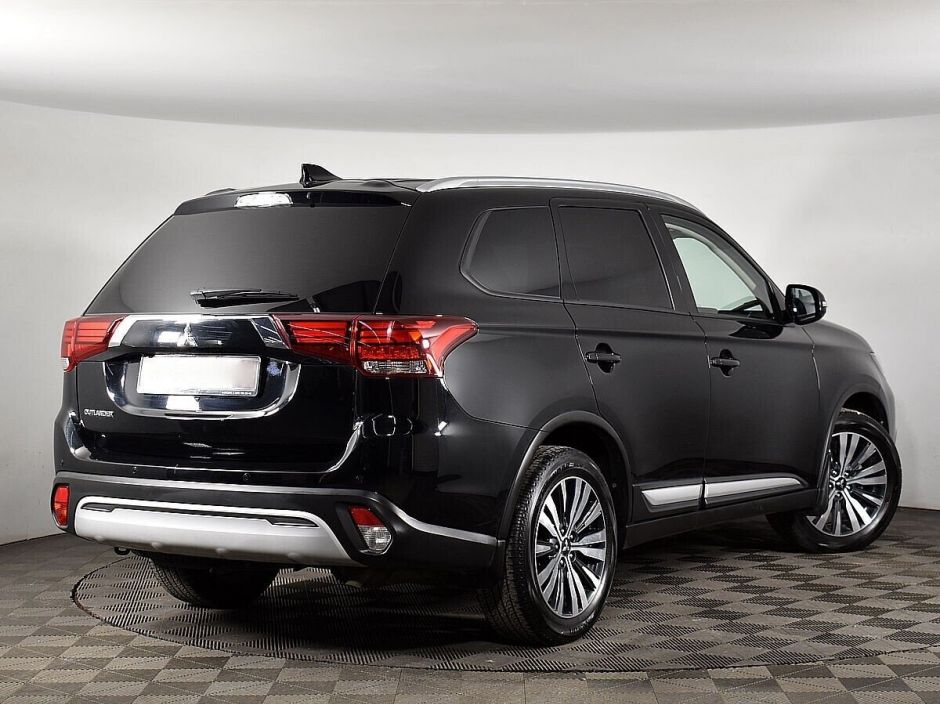Mitsubishi Outlander 2.0 CVT, 2020, 39 000 км фото 3