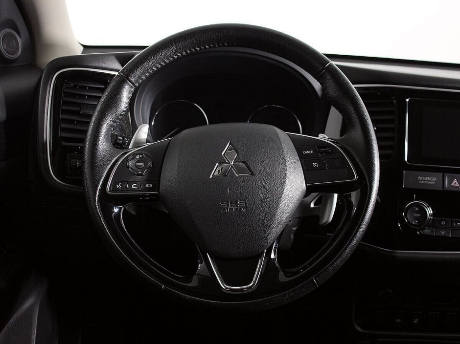 Mitsubishi Outlander 2.4 CVT, 2017, 83 000 км фото 8