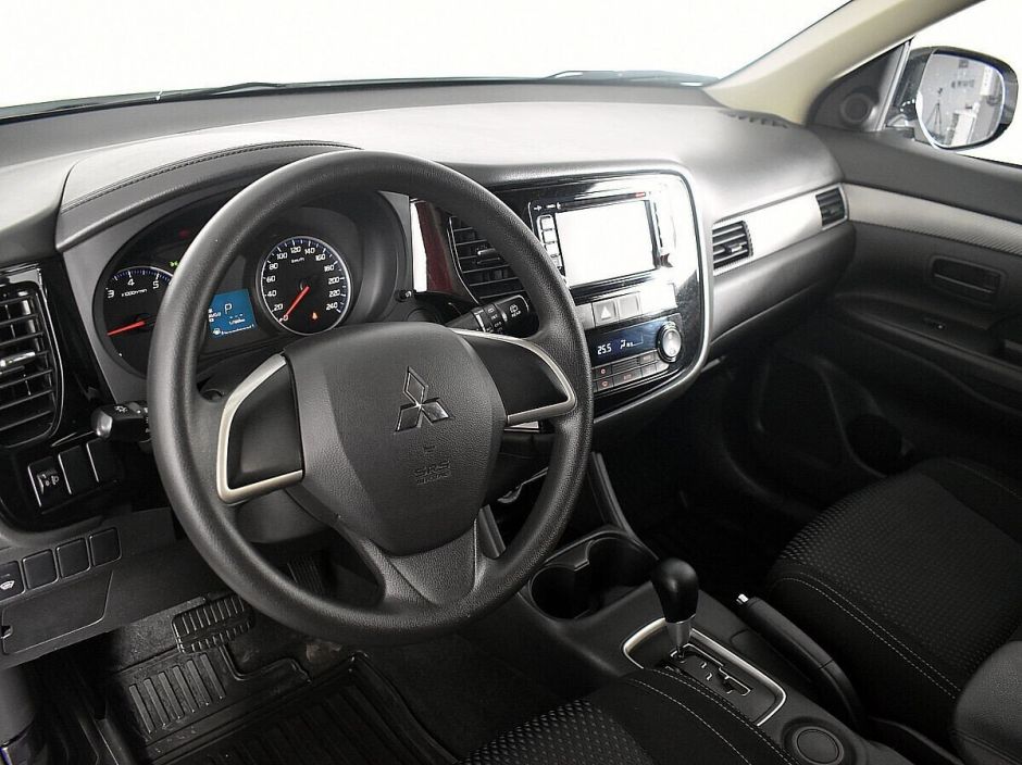 Mitsubishi Outlander 2.0 CVT, 2016, 91 000 км фото 6
