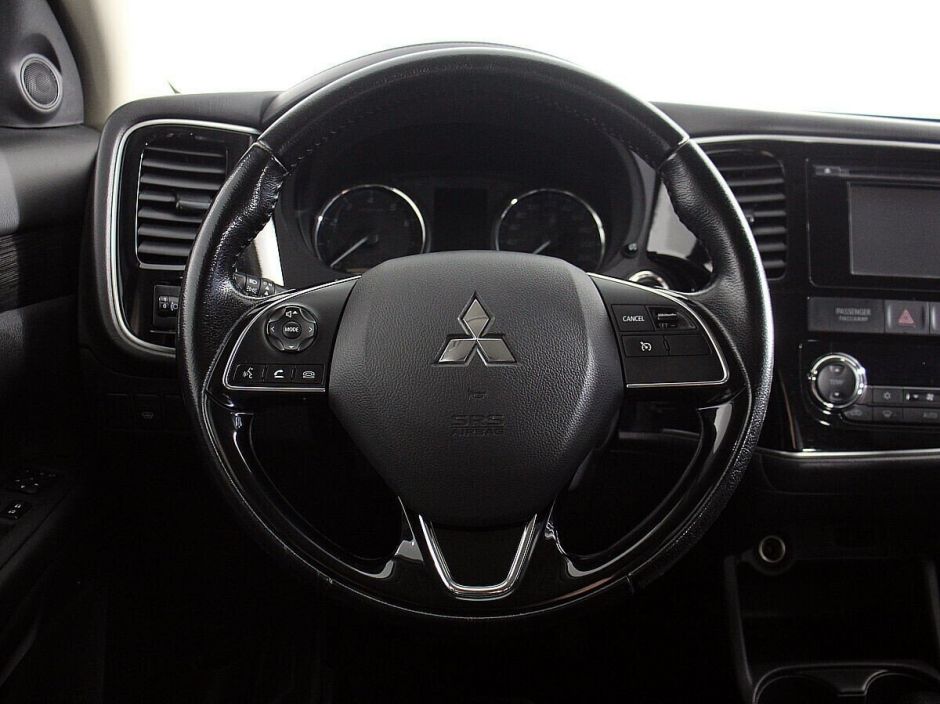 Mitsubishi Outlander 2.0 CVT, 2016, 87 000 км фото 8