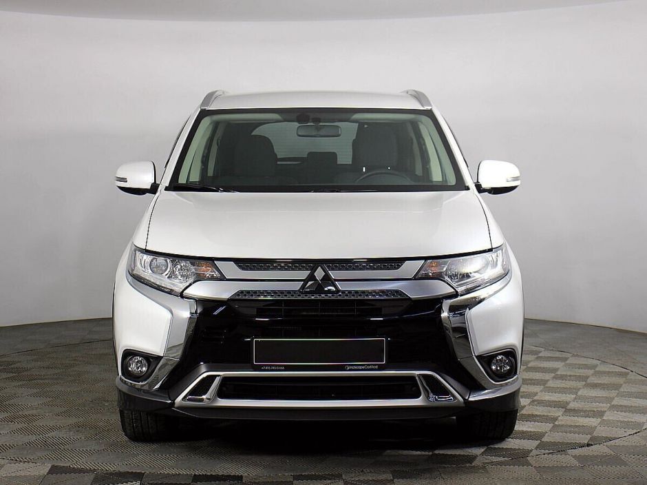 Mitsubishi Outlander 2.0 CVT, 2020, 46 000 км фото 2