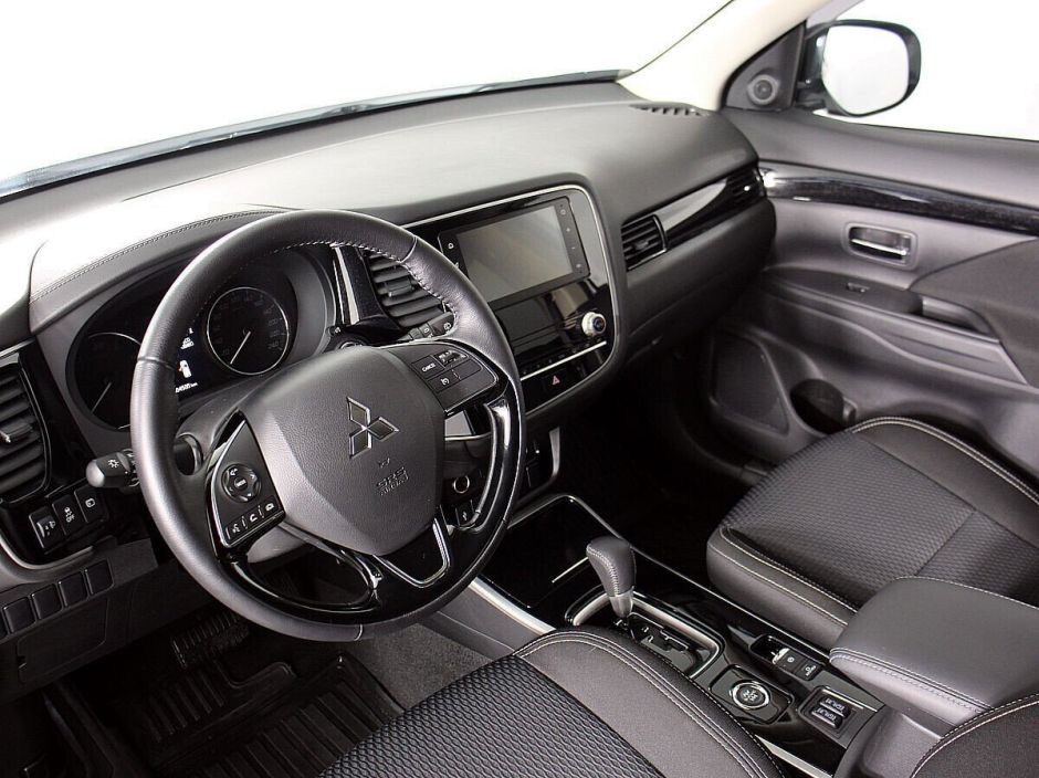 Mitsubishi Outlander 2.0 CVT, 2020, 46 000 км фото 6
