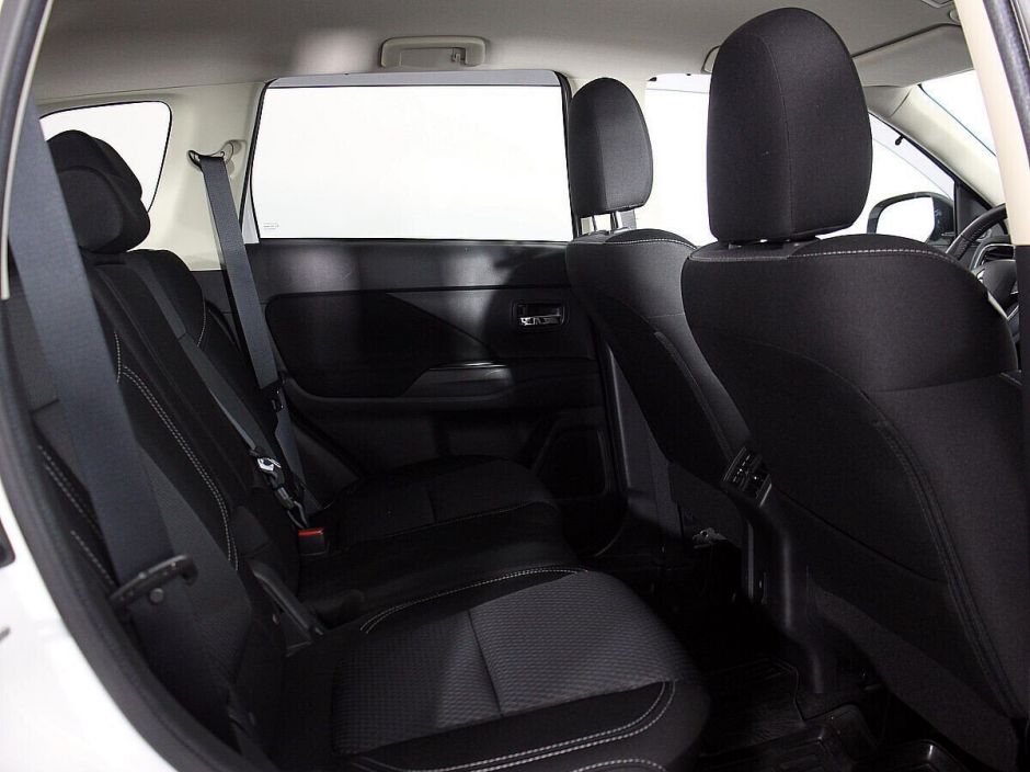 Mitsubishi Outlander 2.0 CVT, 2020, 46 000 км фото 12