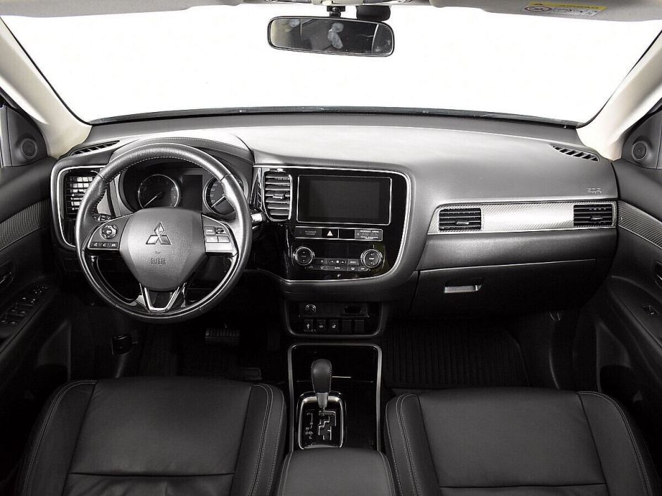 Mitsubishi Outlander 2.0 CVT, 2018, 65 000 км фото 7
