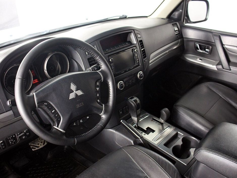 Mitsubishi Pajero 3.0 АКПП, 2013, 127 000 км фото 6