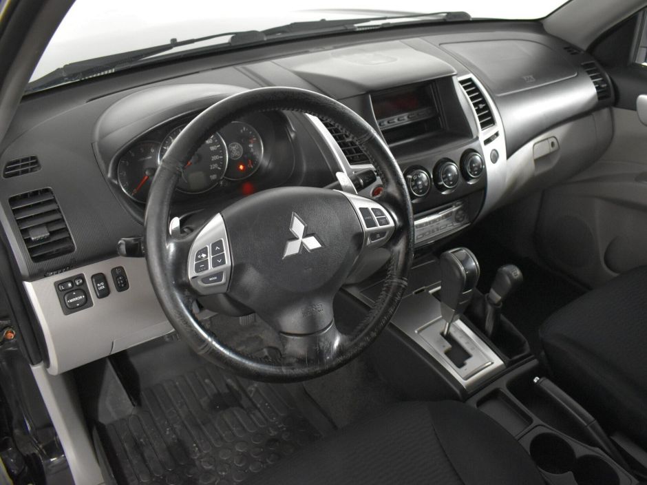 Mitsubishi Pajero Sport 2.5 АКПП, 2011, 158 000 км фото 5