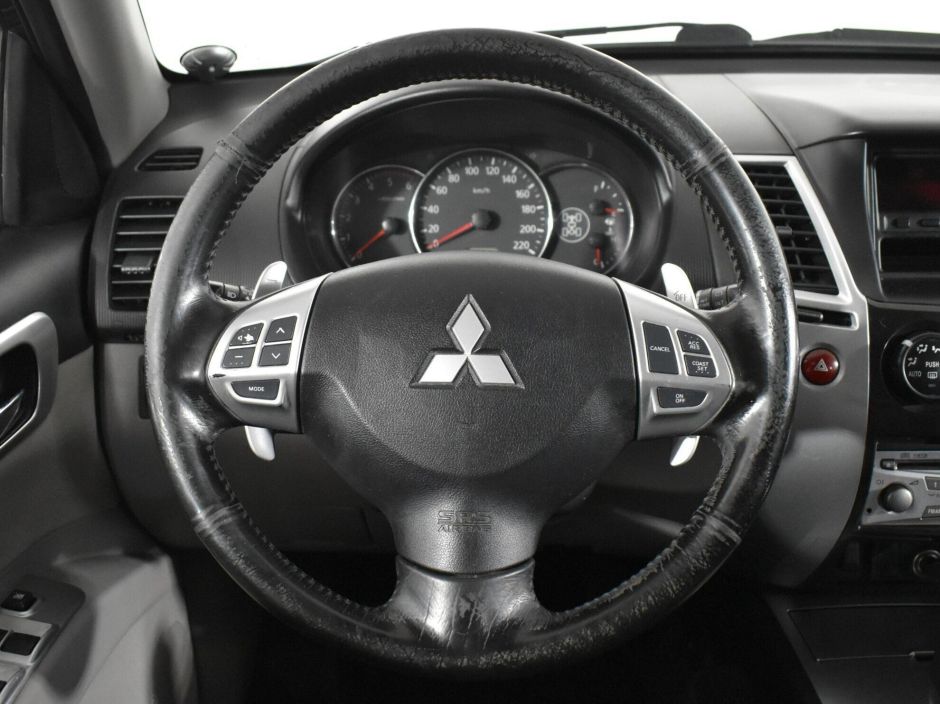 Mitsubishi Pajero Sport 2.5 АКПП, 2011, 158 000 км фото 7