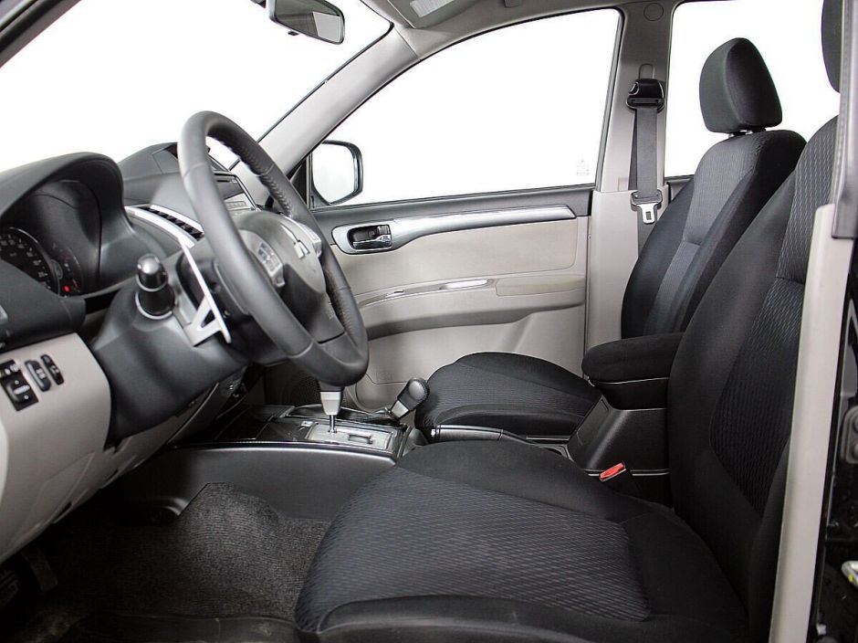 Mitsubishi Pajero Sport 2.4 АКПП, 2015, 102 000 км фото 5