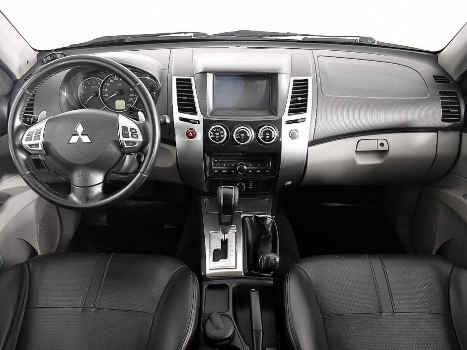 Mitsubishi Pajero Sport 2.5 АКПП, 2014, 112 000 км фото 7