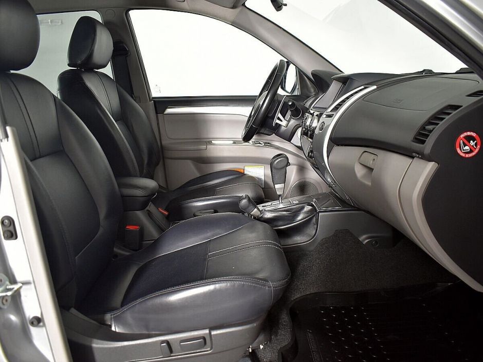 Mitsubishi Pajero Sport 2.5 АКПП, 2014, 112 000 км фото 12