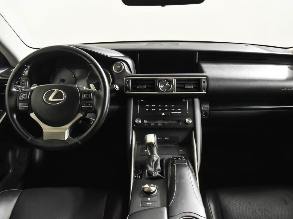 Lexus IS 2.0 АКПП, 2017, 84 000 км фото 6