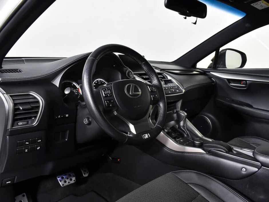 Lexus NX 2.0 АКПП, 2015, 105 000 км фото 5