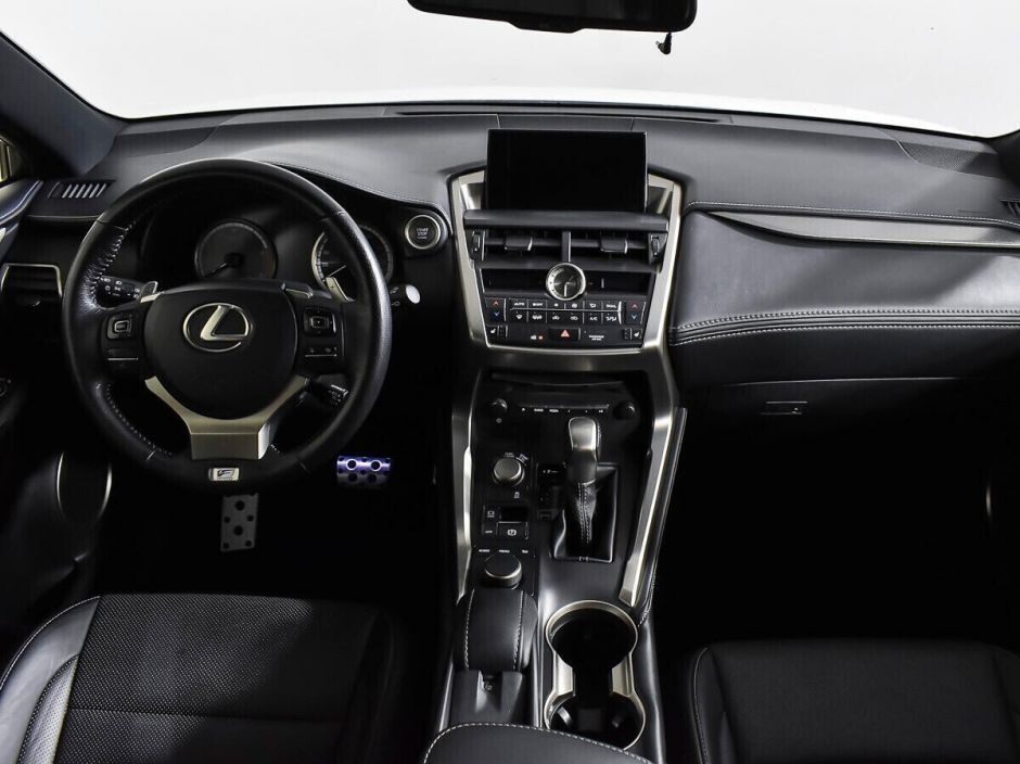 Lexus NX 2.0 АКПП, 2015, 105 000 км фото 7