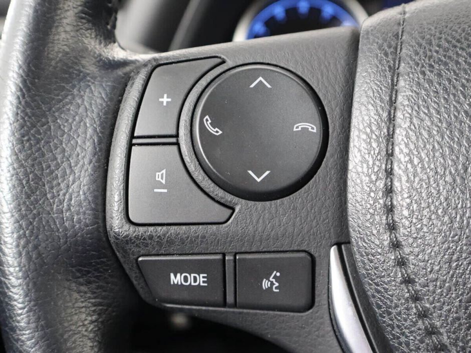 Toyota Corolla 1.6 CVT, 2016, 88 000 км фото 6
