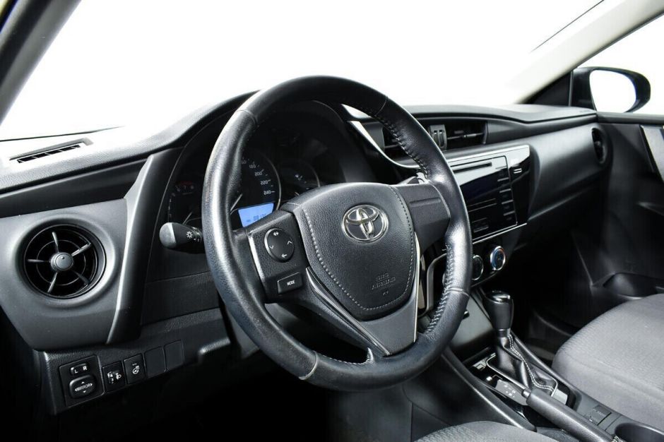 Toyota Corolla 1.6 CVT, 2017, 83 000 км фото 5