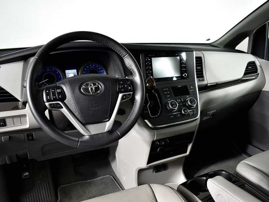 Toyota Sienna 3.5 АКПП, 2019, 56 000 км фото 5