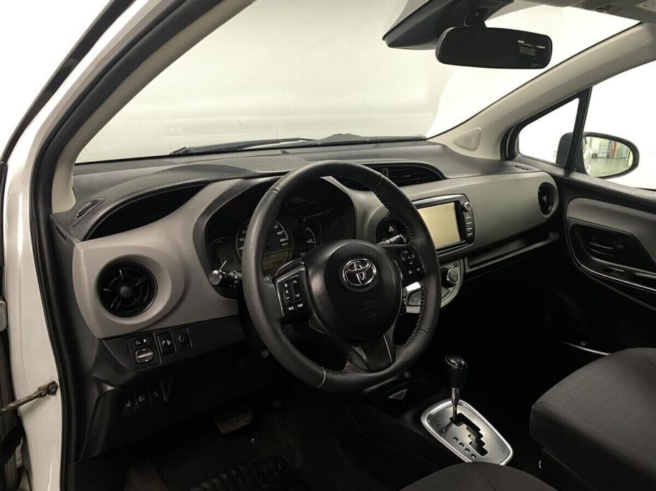 Toyota Yaris 1.5 CVT, 2017, 82 000 км фото 5