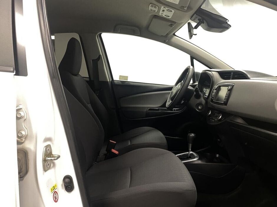 Toyota Yaris 1.5 CVT, 2017, 82 000 км фото 12