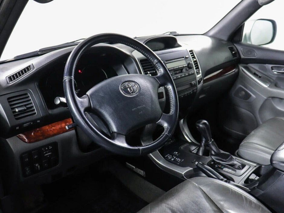 Toyota Land Cruiser Prado 4.0 АКПП, 2009, 179 000 км фото 5