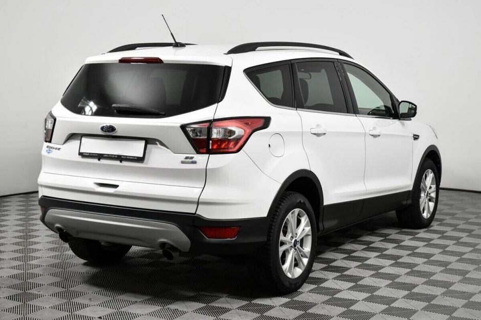 Ford Escape 1.5 АКПП, 2017, 74 000 км фото 2