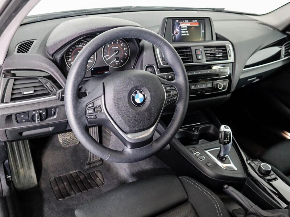 BMW 1 серии 1.6 АКПП, 2017, 97 000 км фото 7