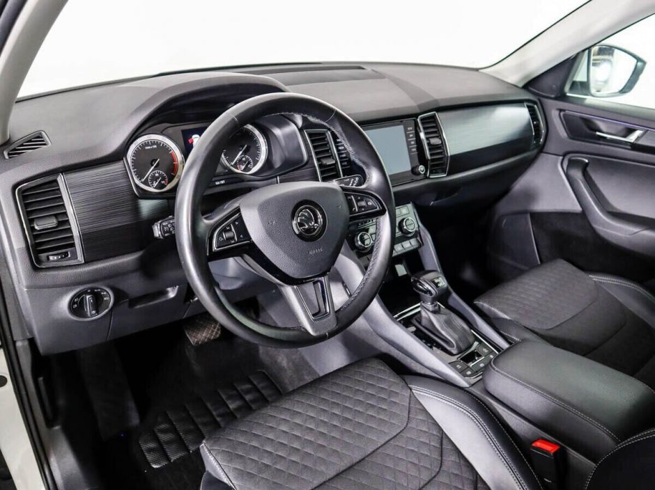 Skoda Kodiaq 1.5 РКПП, 2020, 46 000 км фото 5