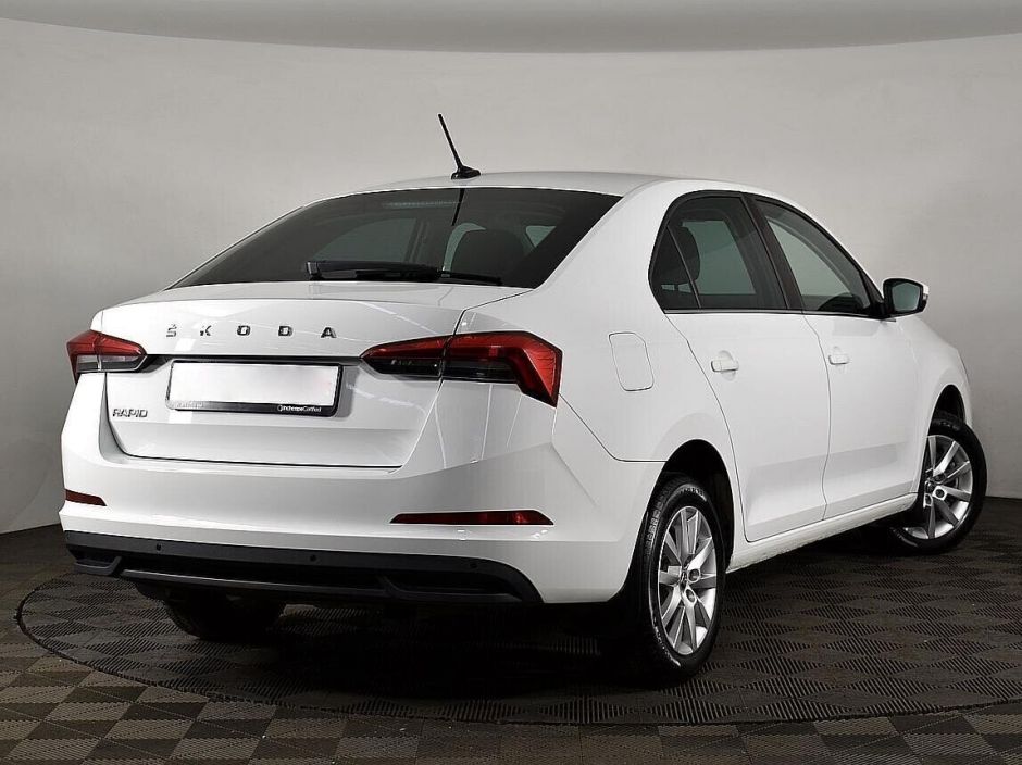 Skoda Rapid 1.6 АКПП, 2021, 28 000 км фото 2