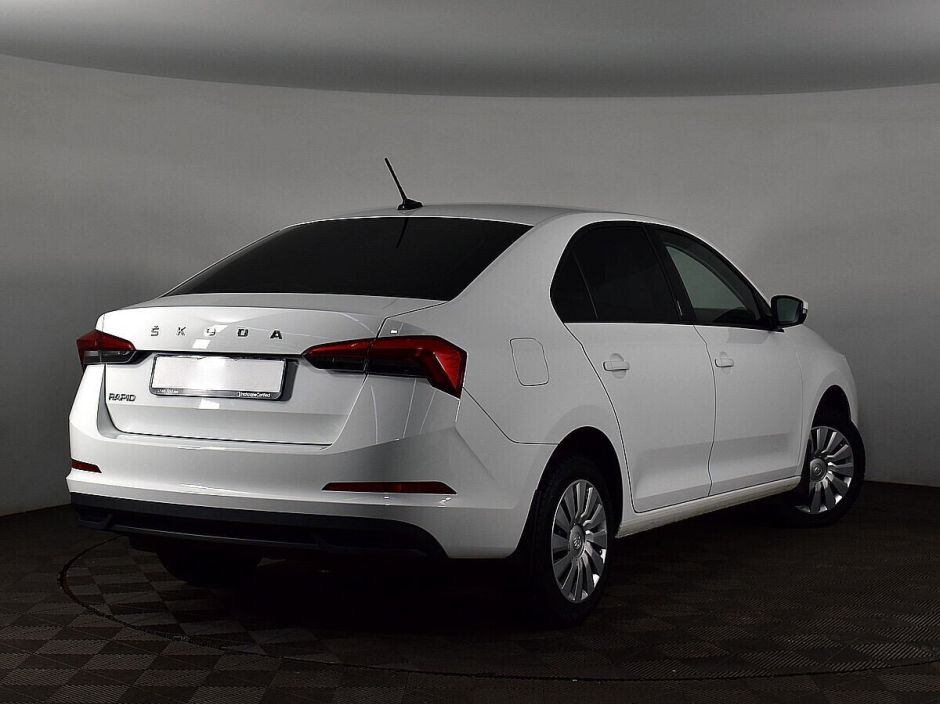 Skoda Rapid 1.6 АКПП, 2021, 24 000 км фото 2