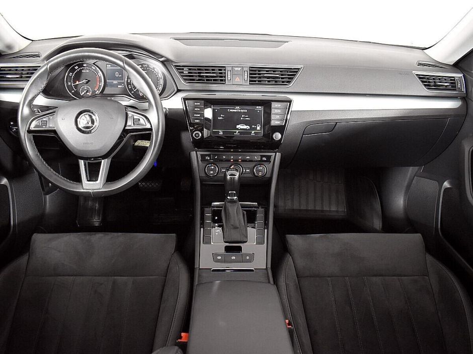 Skoda Superb 1.4 РКПП, 2016, 94 000 км фото 9