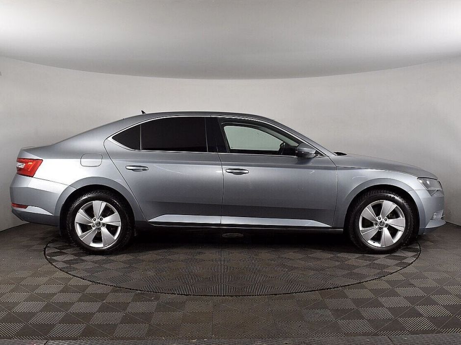 Skoda Superb 1.4 РКПП, 2017, 71 000 км фото 4