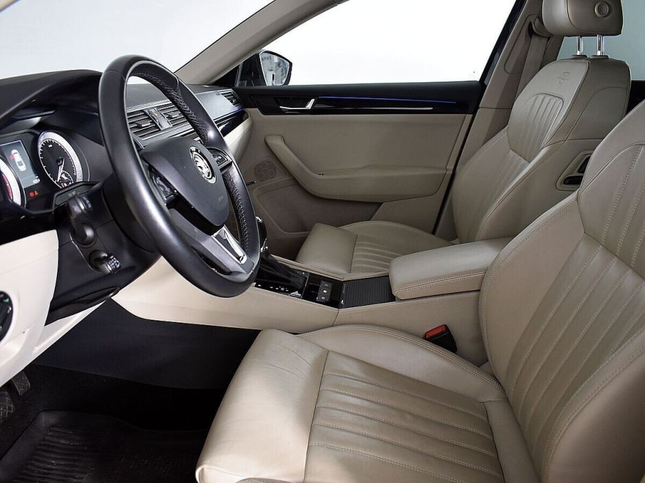 Skoda Superb 2.0 РКПП, 2016, 89 000 км фото 7