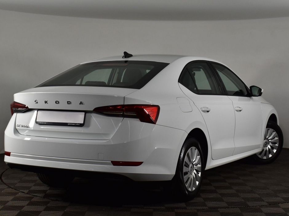 Skoda Octavia 1.6 АКПП, 2021, 24 000 км фото 2