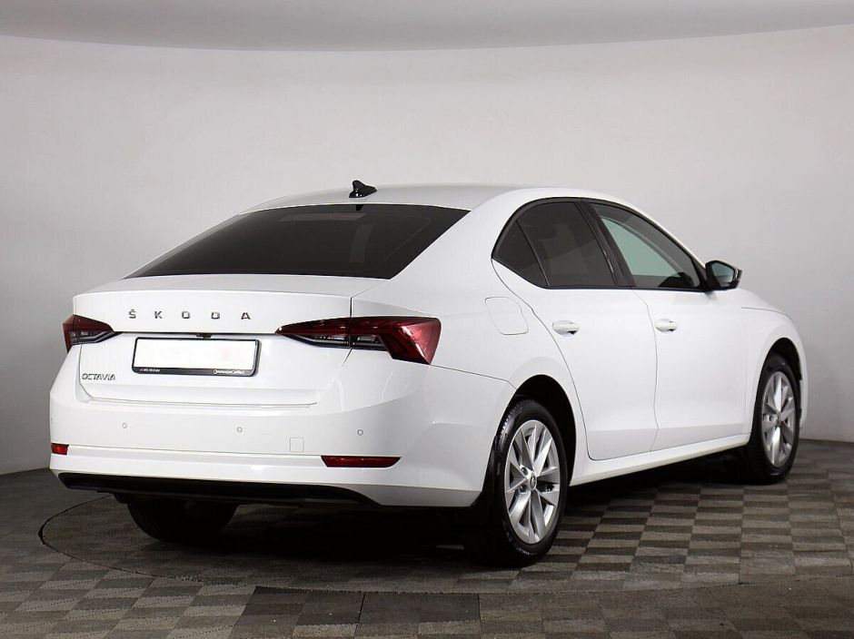 Skoda Octavia 1.4 АКПП, 2021, 34 000 км фото 2