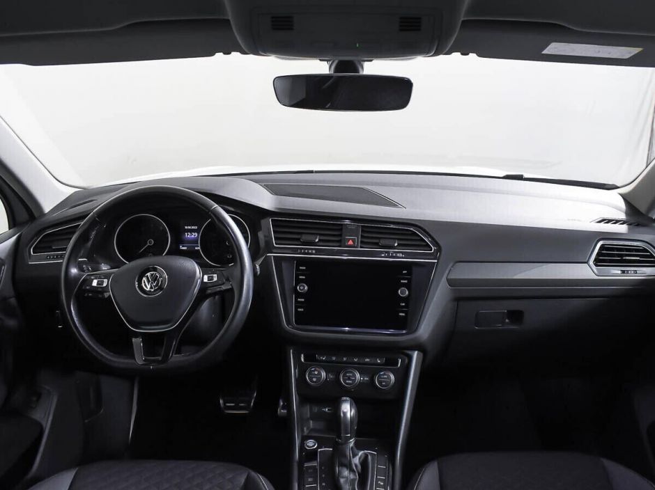 Volkswagen Tiguan 2.0 РКПП, 2018, 72 000 км фото 7