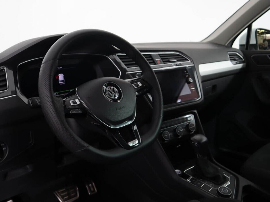 Volkswagen Tiguan 2.0 РКПП, 2020, 35 000 км фото 5
