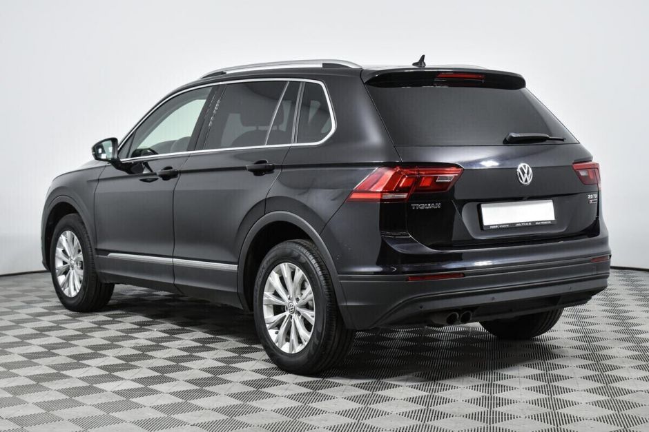 Volkswagen Tiguan 2.0 РКПП, 2018, 63 000 км фото 4