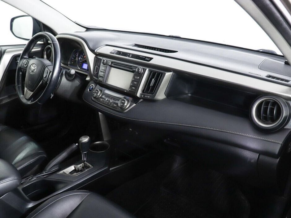 Toyota RAV4 2.2 АКПП, 2015, 103 000 км фото 7