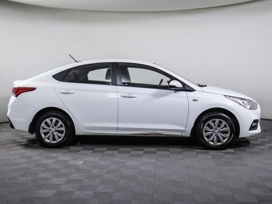 Hyundai Solaris 1.4 АКПП, 2018, 65 000 км фото 4