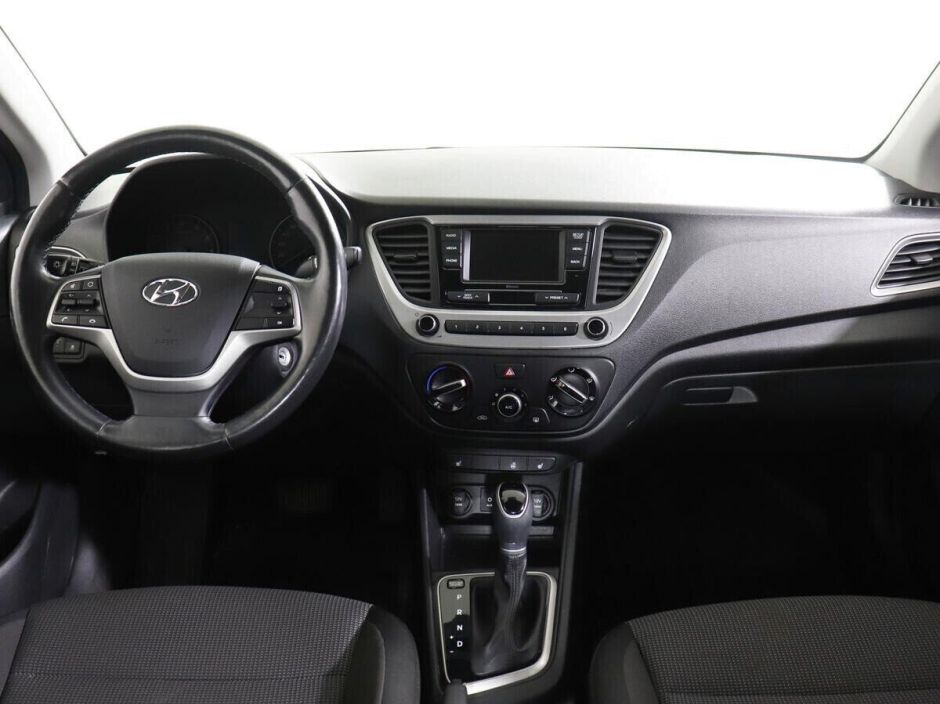 Hyundai Solaris 1.4 АКПП, 2018, 65 000 км фото 12
