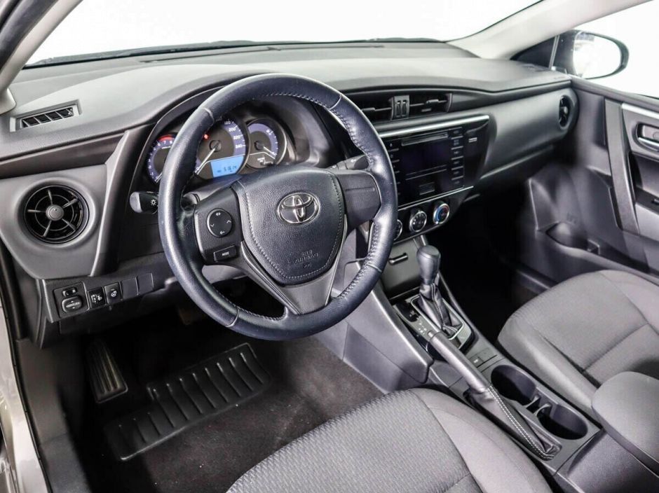 Toyota Corolla 1.6 CVT, 2018, 71 000 км фото 13