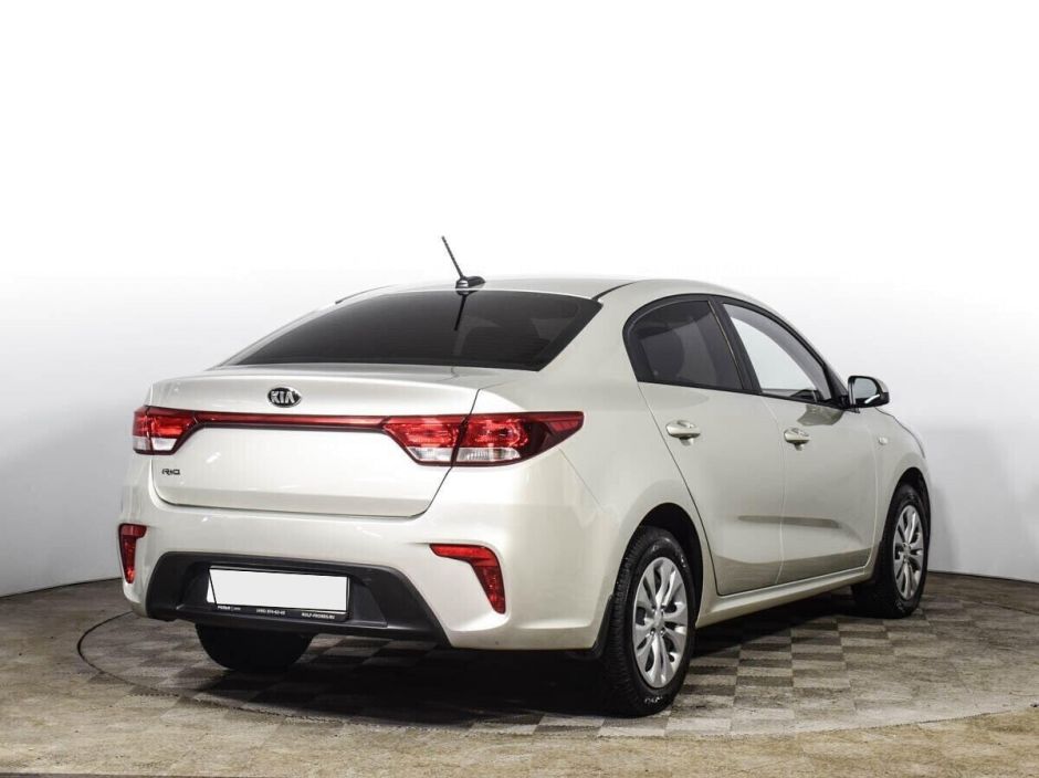 Kia Rio 1.6 АКПП, 2019, 62 000 км фото 5